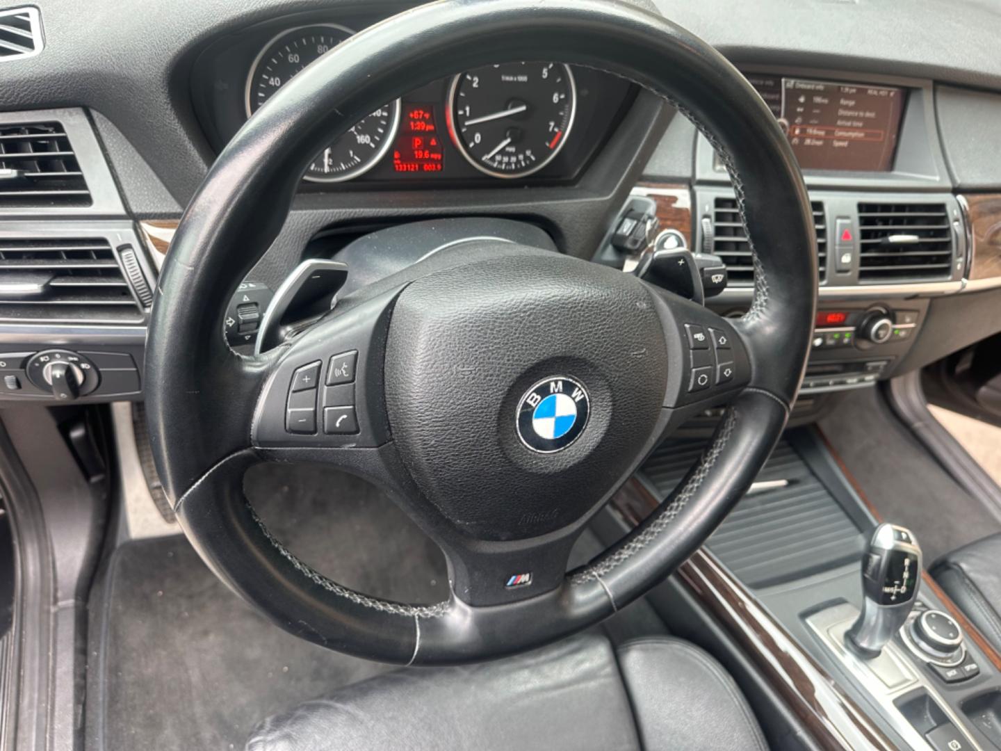 2013 Black /Black BMW X5 Leather (5UXZV4C59DL) with an 6 cylinder engine, Automatic transmission, located at 30 S. Berkeley Avenue, Pasadena, CA, 91107, (626) 248-7567, 34.145447, -118.109398 - Are you on the hunt for your next vehicle but struggling with a less-than-perfect credit history? Look no further! Our dealership proudly serves Pasadena, Altadena, Glendale, and surrounding areas, offering a diverse selection of high-quality used Buy Here Pay Here (BHPH) vehicles tailored to meet y - Photo#24